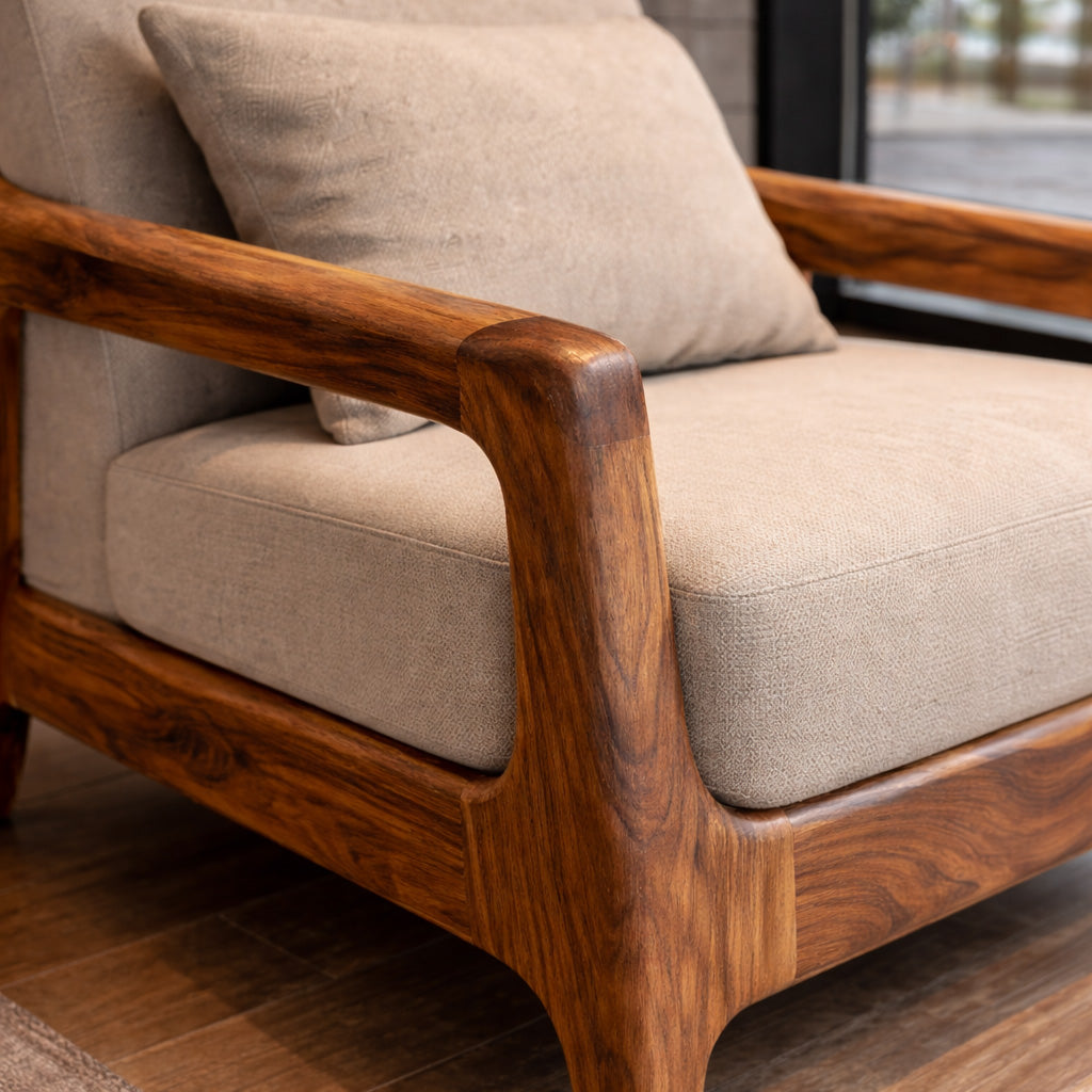 Modern Lounge Chair With Wide Seat For Living Room