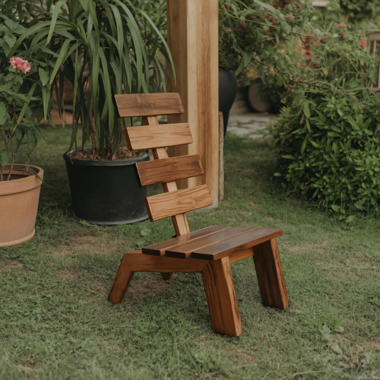 Modern Slatted Wood Outdoor Lounge Chair For Garden Or Patio