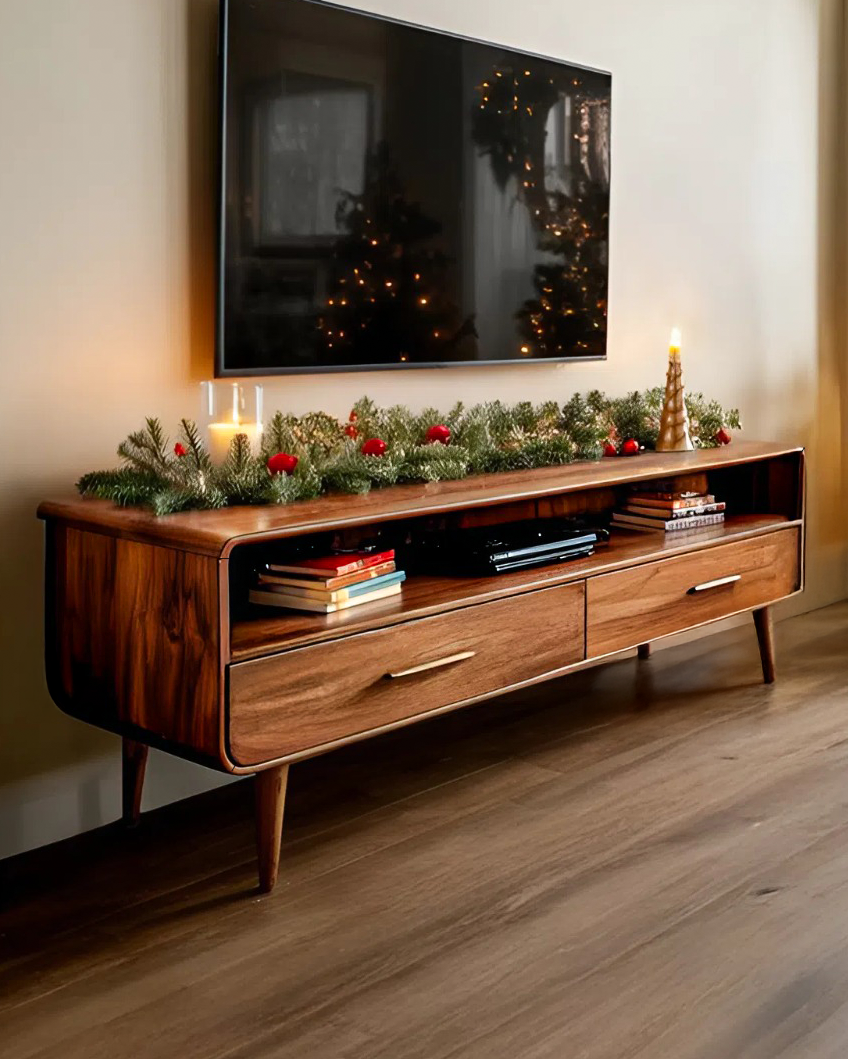 Mid-Century TV Console With Rounded Edge For Holiday