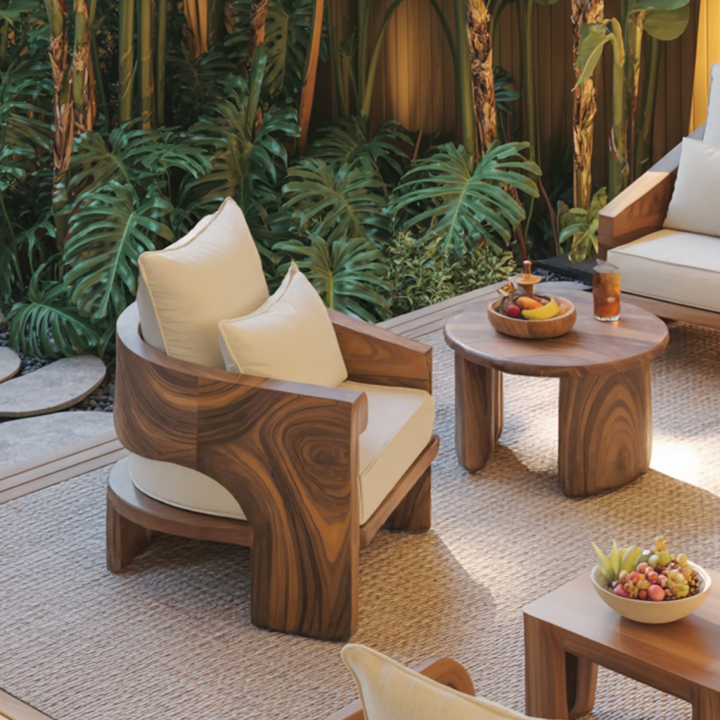 Curved Outdoor Wood Lounge Chair For Patio Or Balcony