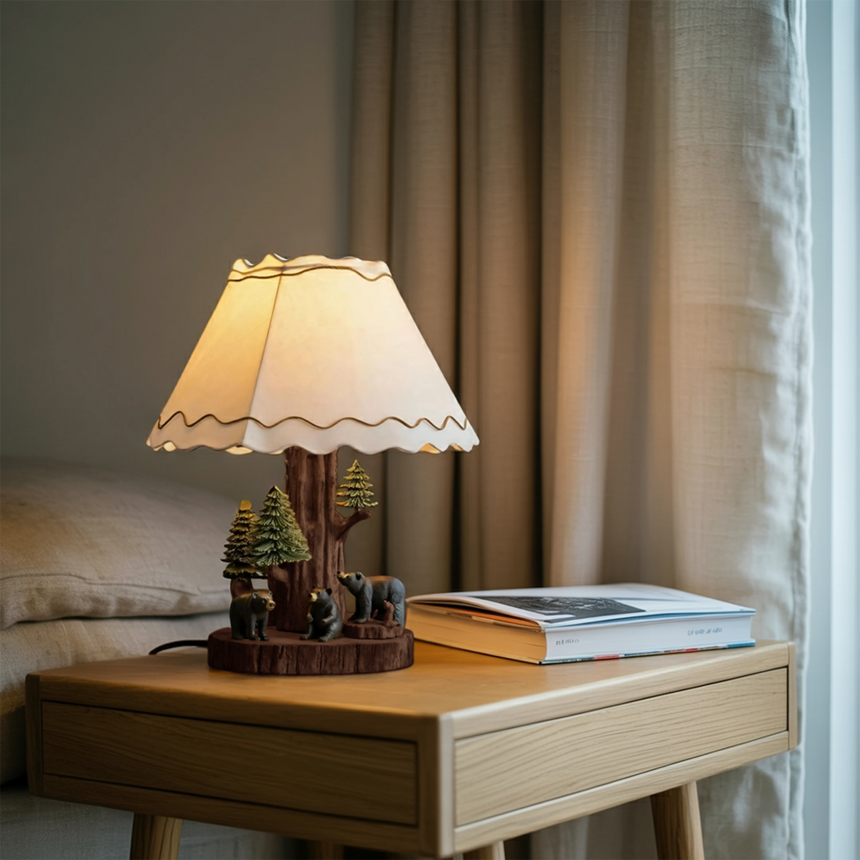 Rustic Bear Table Lamp For Cozy Winter Decor