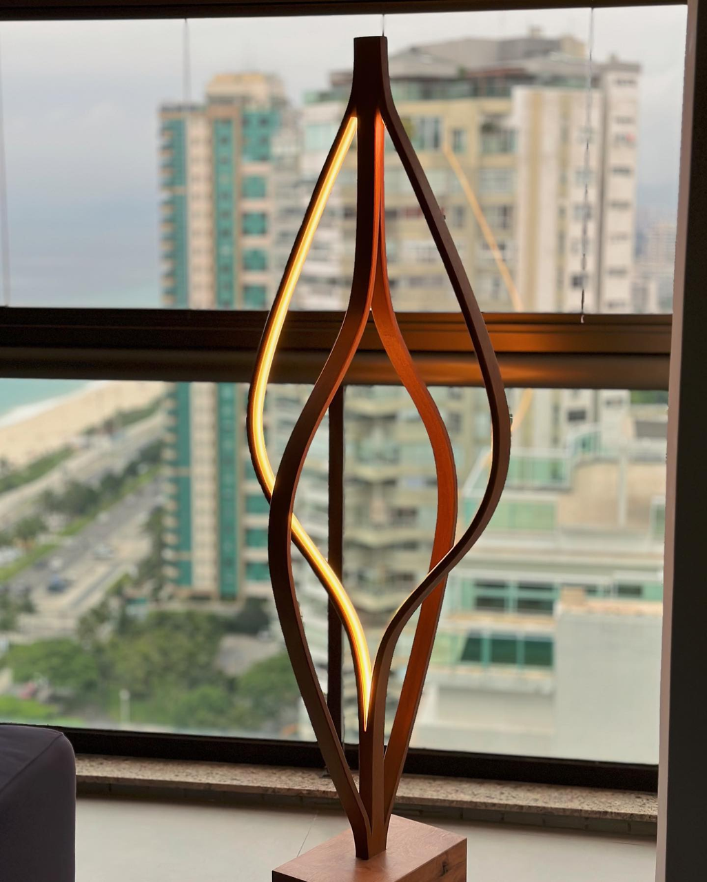 Modern Sculptural Floor Lamp With Handcrafted Design For Living Room